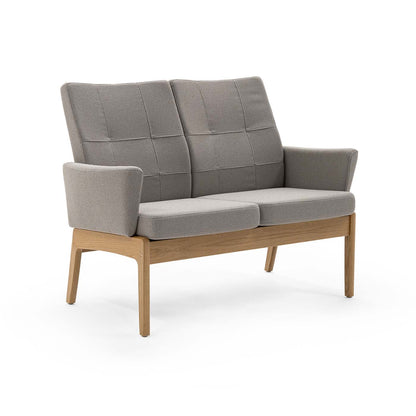 SVAN 2‑Sitzer Pflege‑Sofa – skandinavische Sitzbank mit überpolsterten Armlehnen